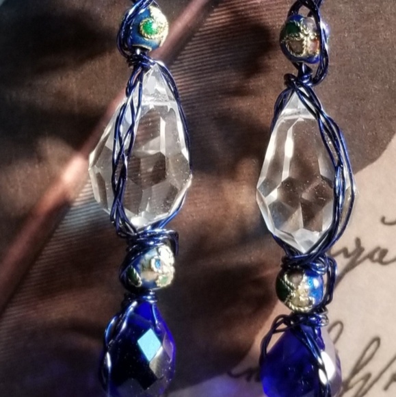 #0223 Cobalt Crystal Blues - Picture 2 of 2